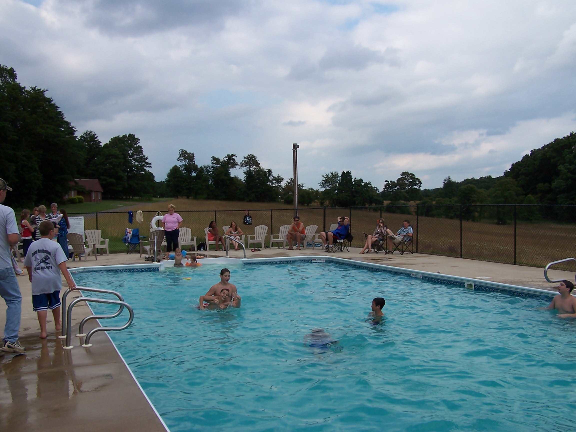 concord community pool